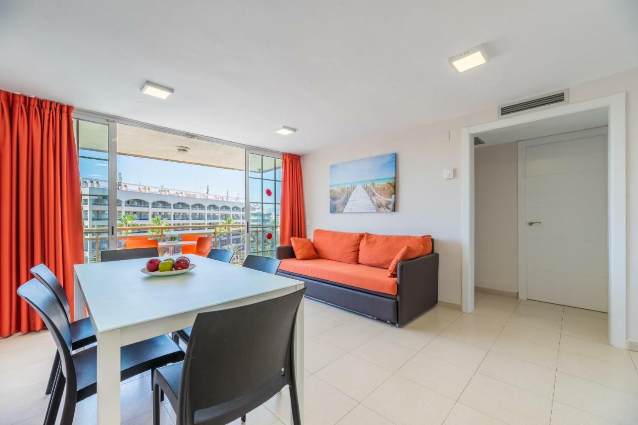 Rentalmar Navarra Family Suites Салоу Екстериор снимка