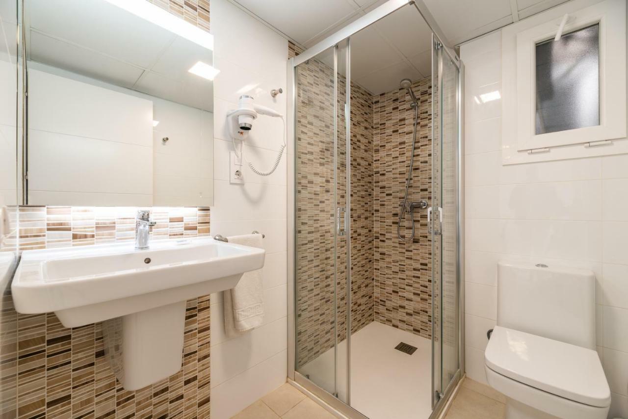Rentalmar Navarra Family Suites Салоу Екстериор снимка