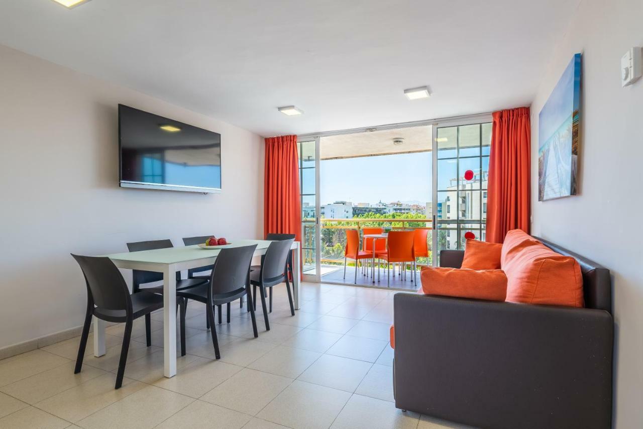 Rentalmar Navarra Family Suites Салоу Екстериор снимка