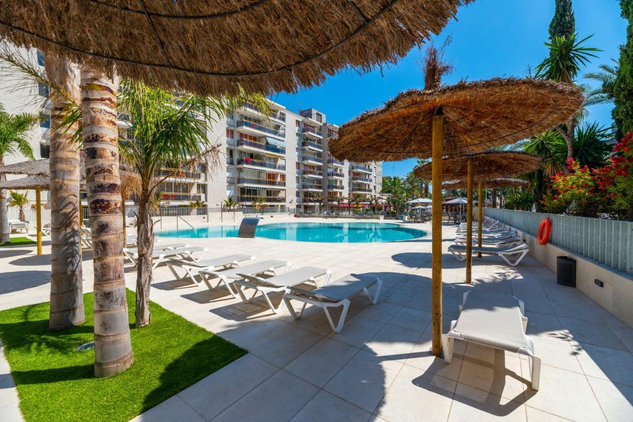 Rentalmar Navarra Family Suites Салоу Екстериор снимка